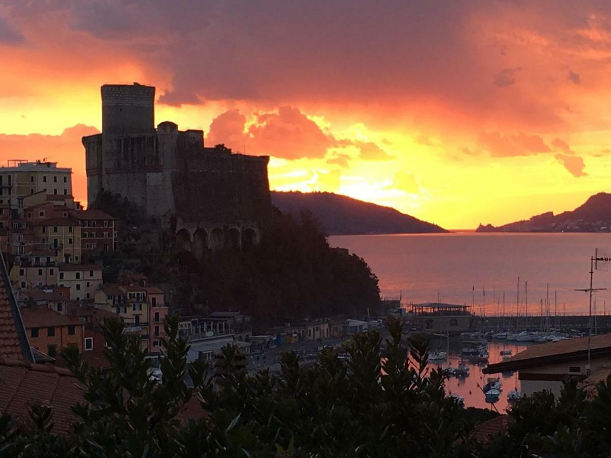 Vila Casa Greta Lerici Exteriér fotografie